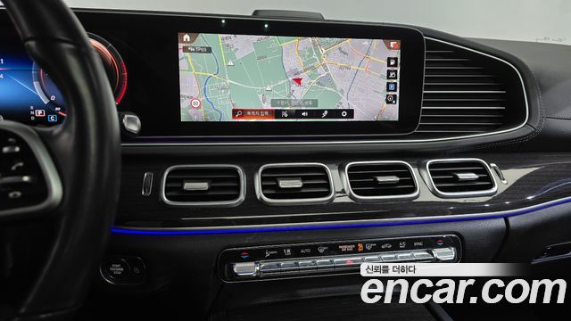 Mercedes-Benz GLE-Class 2021 — photo 16