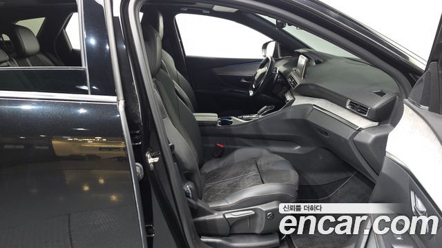 Peugeot 3008 2020 — photo 16