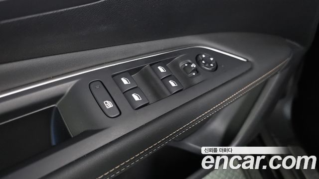 Peugeot 3008 2020 — photo 29