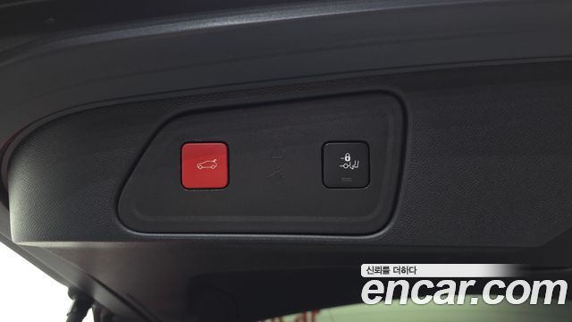 Peugeot 3008 2020 — photo 31