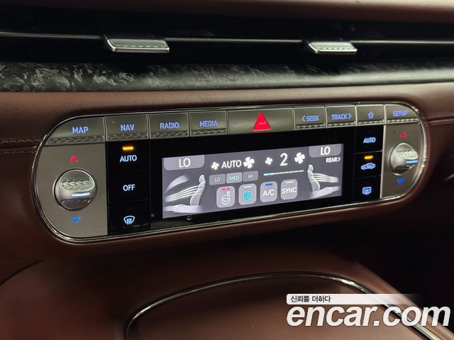 Genesis G90 2023 — photo 15