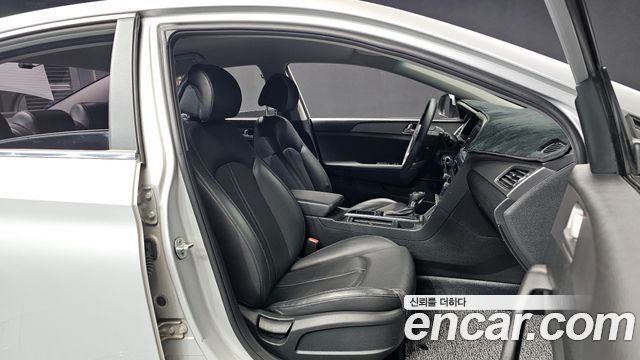 Hyundai Sonata 2015 — photo 11
