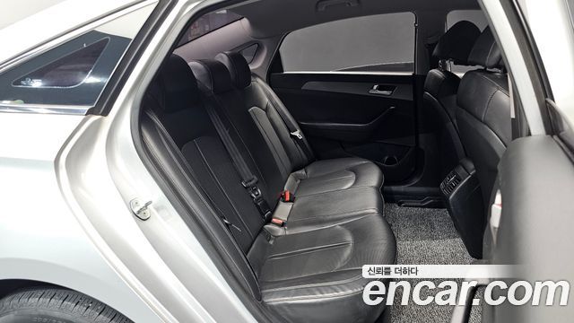 Hyundai Sonata 2015 — photo 12