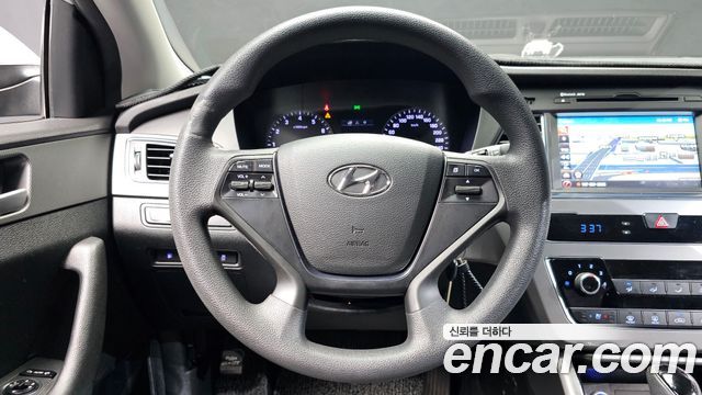 Hyundai Sonata 2015 — photo 13