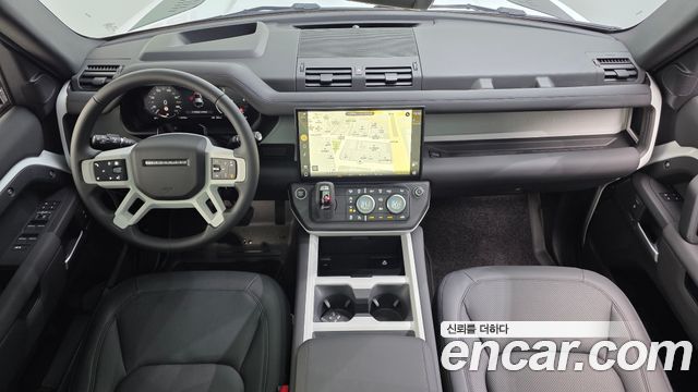 Land Rover Defender 2026 — photo 9