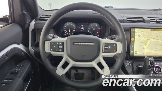 Land Rover Defender 2026 — photo 15