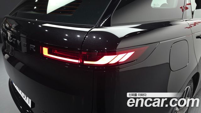 Land Rover Range Rover Sport 2026 — photo 9