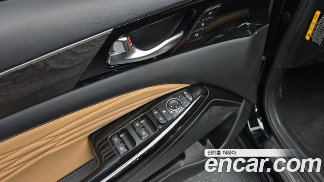 Kia K7 2020 — photo 21