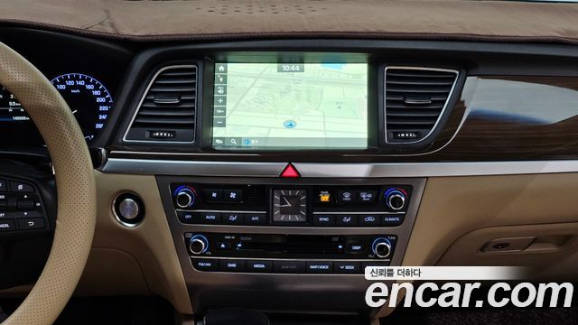 Hyundai Genesis 2016 — photo 21