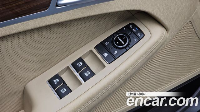 Hyundai Genesis 2016 — photo 25
