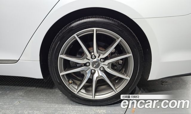 Hyundai Genesis 2016 — photo 7