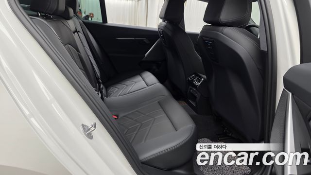 BMW 5-Series 2024 — photo 17
