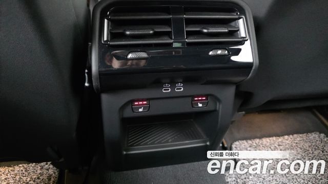 BMW 5-Series 2024 — photo 24