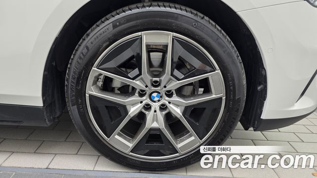 BMW 5-Series 2024 — photo 7