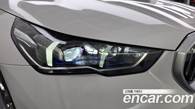 BMW 5-Series 2024 — photo 8