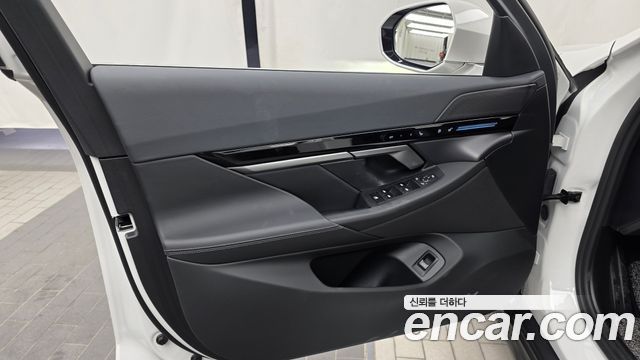 BMW 5-Series 2024 — photo 14