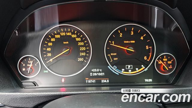 BMW 3-Series 2017 — photo 8