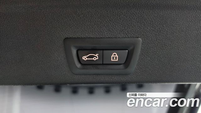 BMW X6 2021 — photo 30