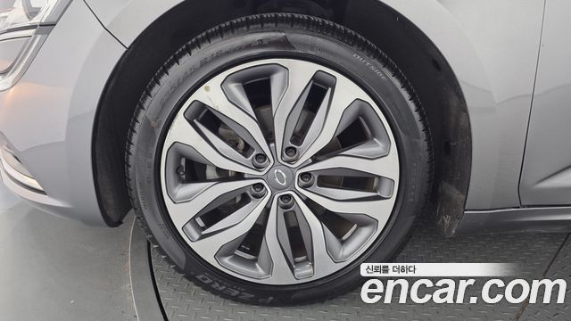 Renault Korea SM6 2016 — photo 5