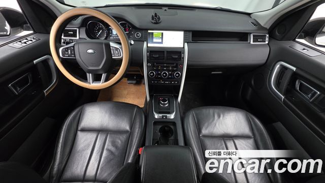 Land Rover Discovery Sport 2019 — photo 10