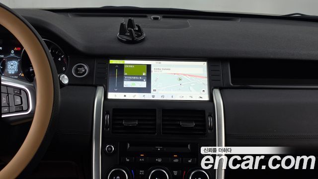 Land Rover Discovery Sport 2019 — photo 20