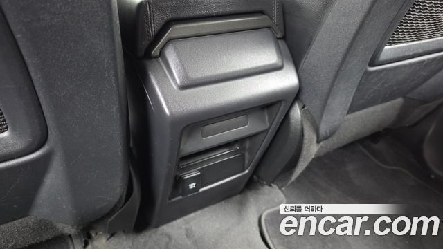 Land Rover Discovery Sport 2019 — photo 25