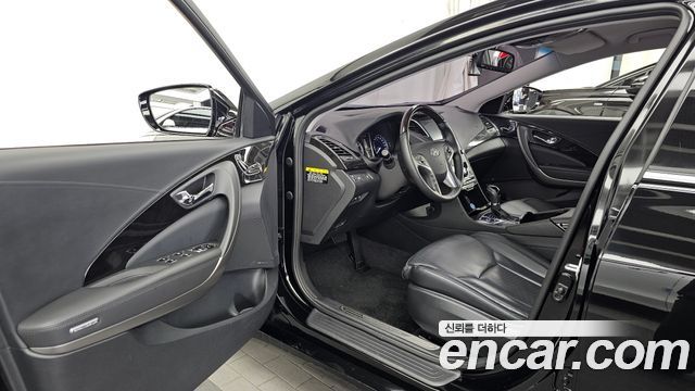 Hyundai Grandeur 2017 — photo 10