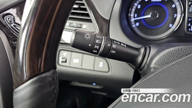 Hyundai Grandeur 2017 — photo 14