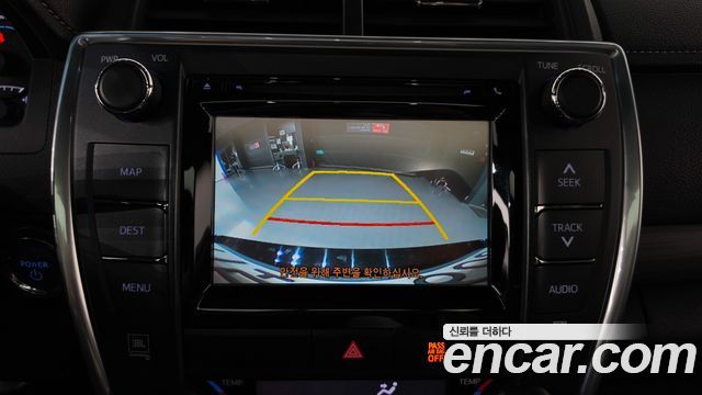 Toyota Camry 2015 — photo 14