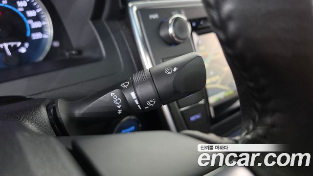 Toyota Camry 2015 — photo 19
