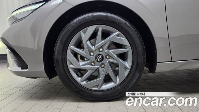 Hyundai AVANTE 2024 — photo 5