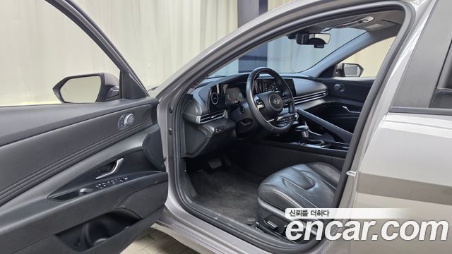 Hyundai AVANTE 2024 — photo 13