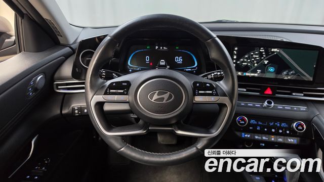 Hyundai AVANTE 2024 — photo 19