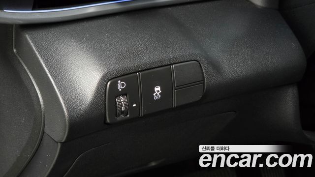 Hyundai AVANTE 2024 — photo 25