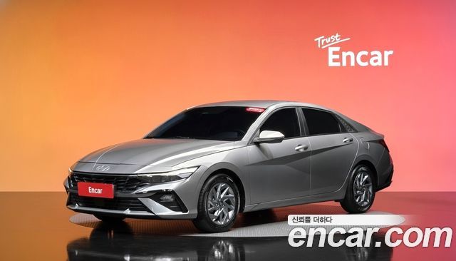 Hyundai AVANTE 2024 — photo 1