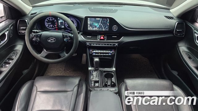 Hyundai Grandeur 2018 — photo 10