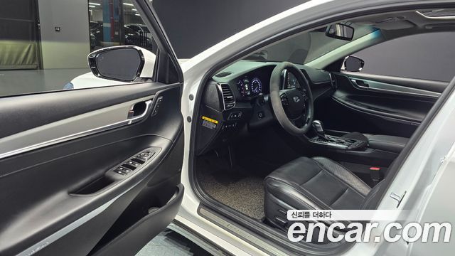 Hyundai Grandeur 2018 — photo 13