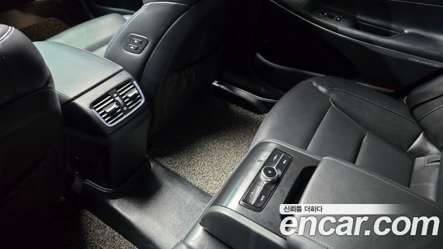 Hyundai Grandeur 2018 — photo 25