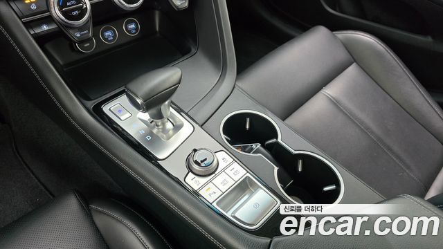 Genesis G70 2021 — photo 12