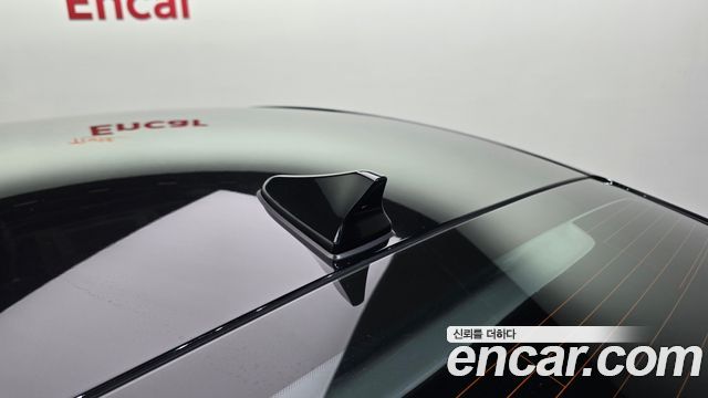 Genesis G70 2021 — photo 32