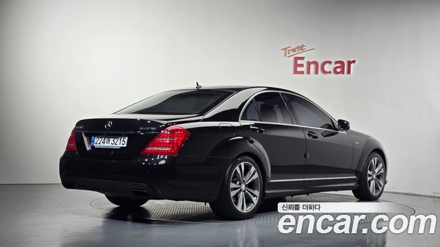 Mercedes-Benz S-Class 2012 — photo 2