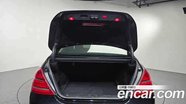 Mercedes-Benz S-Class 2012 — photo 19