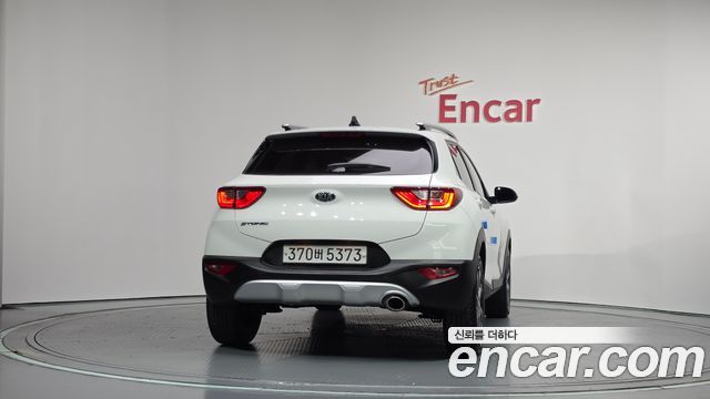 Kia Stonic 2019 — photo 4