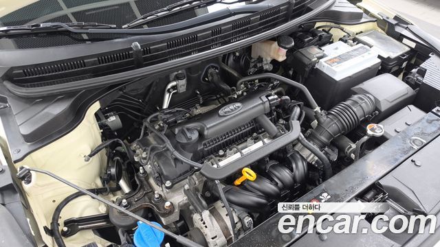 Kia Stonic 2019 — photo 6