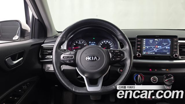 Kia Stonic 2019 — photo 13