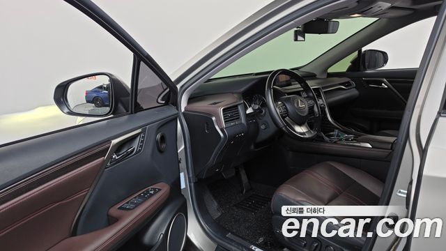 Lexus RX 2017 — photo 13