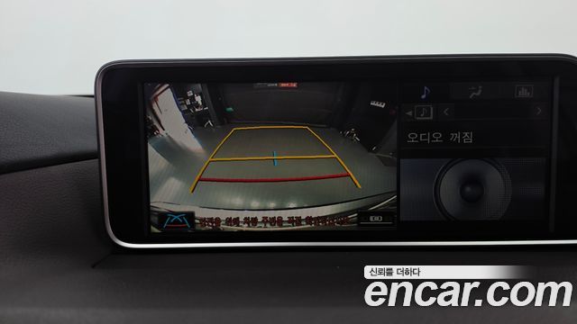 Lexus RX 2017 — photo 20