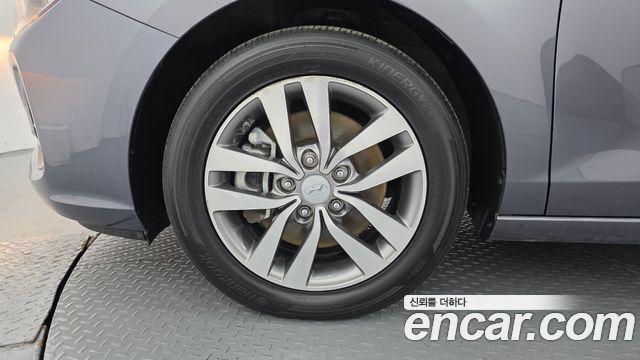 Hyundai i30 2019 — photo 5