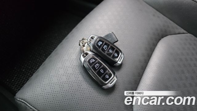 Hyundai i30 2019 — photo 20