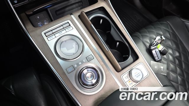 Genesis GV80 2021 — photo 12